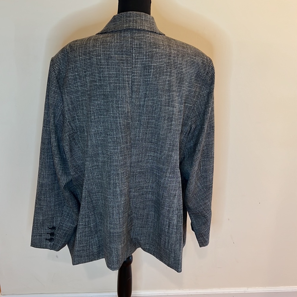 Vince Camuto Women’s Blazer Plus - Picture 3 of 9